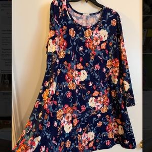 Floral Patterned Dress Plus Size (2x)